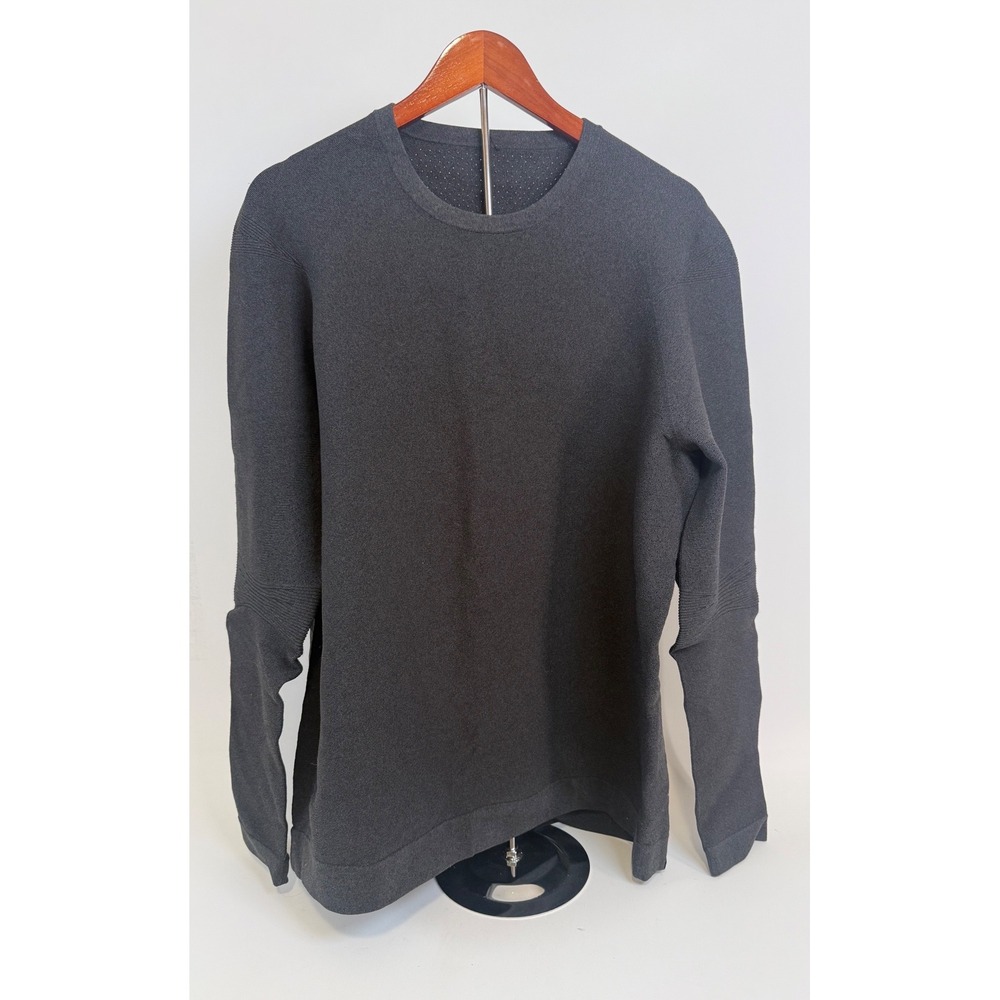 Lululemon Sweater Men's Large Engineered Warmth Crew Long Sleeve Pullover Gray